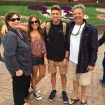 19.Family.Disneyland