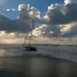 Coronado sunrise – the high winds defeat two boats