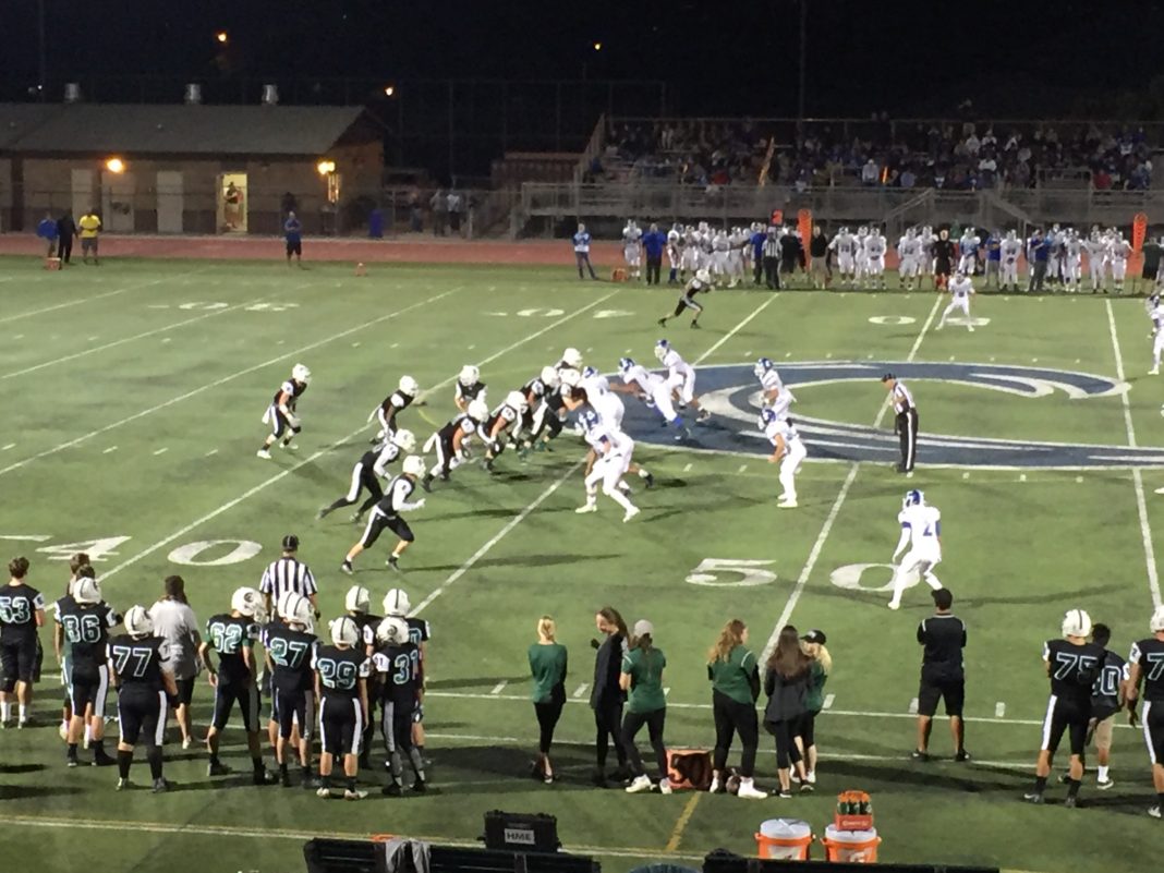 Islanders Edge Central Union in First Round of CIF Football Playoffs