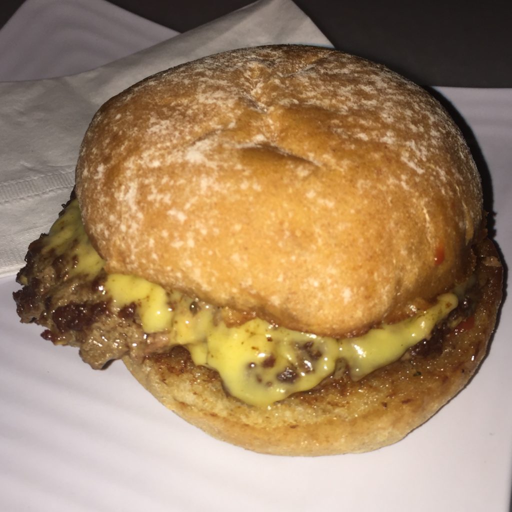 Burger Lounge burger