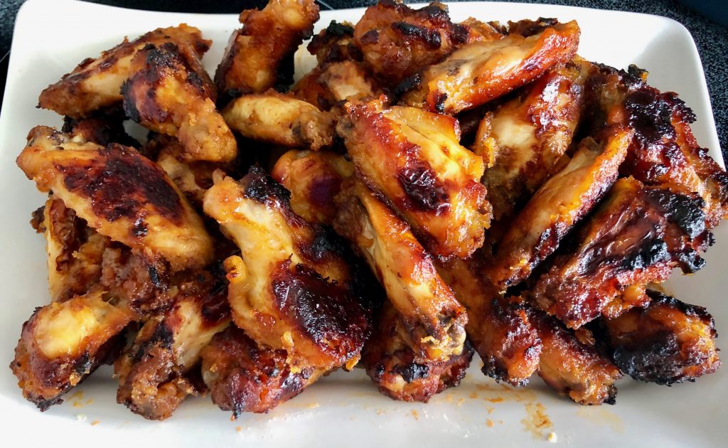 Recipe: Honey Sriracha Chicken Wings - Coronado Times