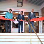 Hotel del ribbon cutting