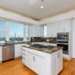 Coronado Shores Co vacation rental kitchen