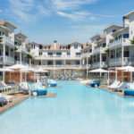 Del Shorehouse pool toward hotel