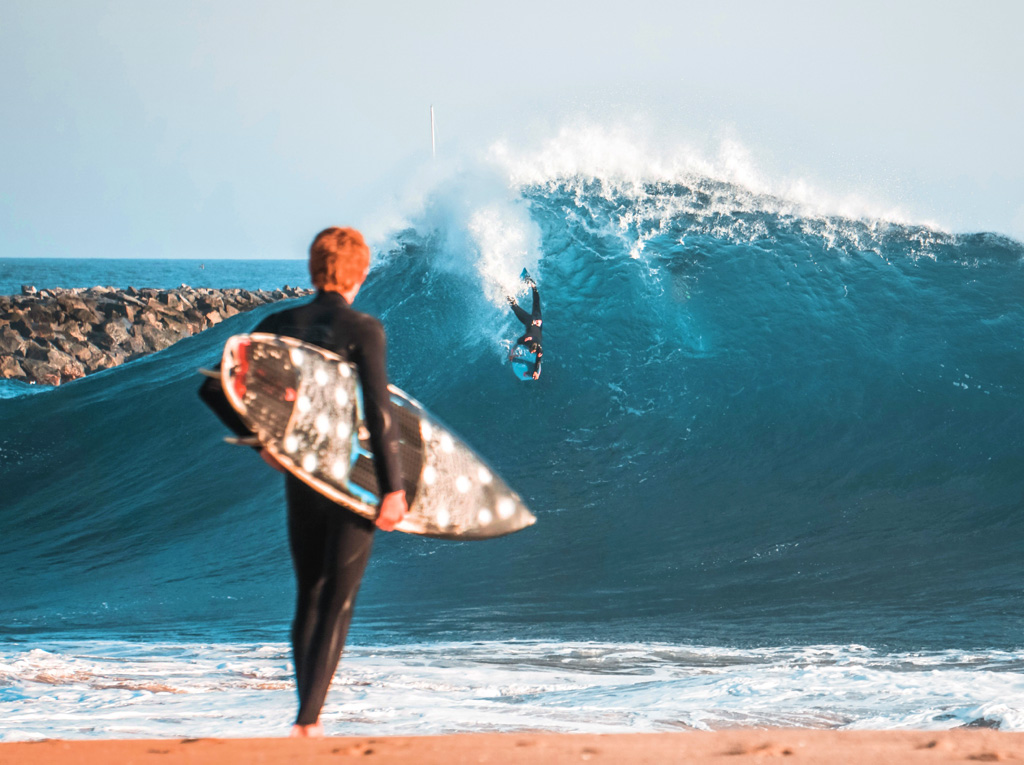 Aussie surfers sense golden opportunity