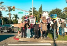 Coronado residents hold weekly protest on Orange Avenue