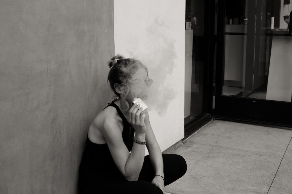 Coronado resident, Mekenna, is the photographer behind Mekenna's Moments, capturing unposed moments in town and around the world.