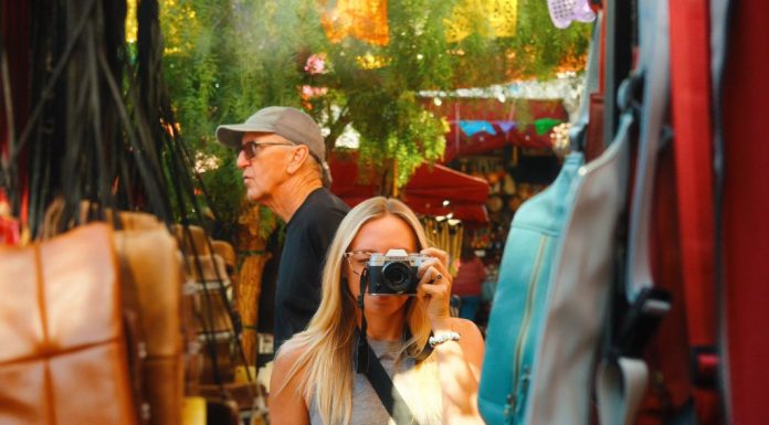 Mekenna, photographer behind Mekenna's Moments.