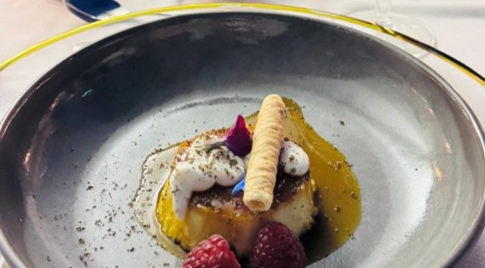 The Blank Table: A culinary experience with a sense of surprise