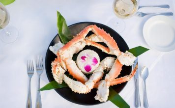 Spend your summer at Peohe’s at the Ferry Landing Peohe’s is the place to be this summer. The iconic ferry landing restaurant has must-try summer specials, happy hour, and live music.