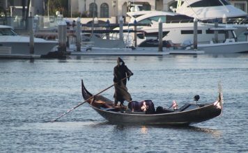 Halloween happenings: Pumpkin sculpting, ghoulish gondoliers, spooky fun at The Del, Bayside Boo
